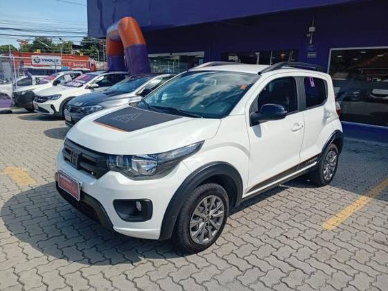 FIAT MOBI 1.0 EVO FLEX TREKKING MANUAL FIAT MOBI 1.0 EVO FLEX TREKKING MANUAL